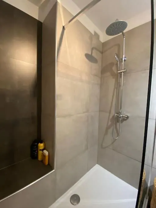 Studio Climatise Residence Le Galilee Avec Terrasse Proche Des Remparts 亞維農 0*,  法国