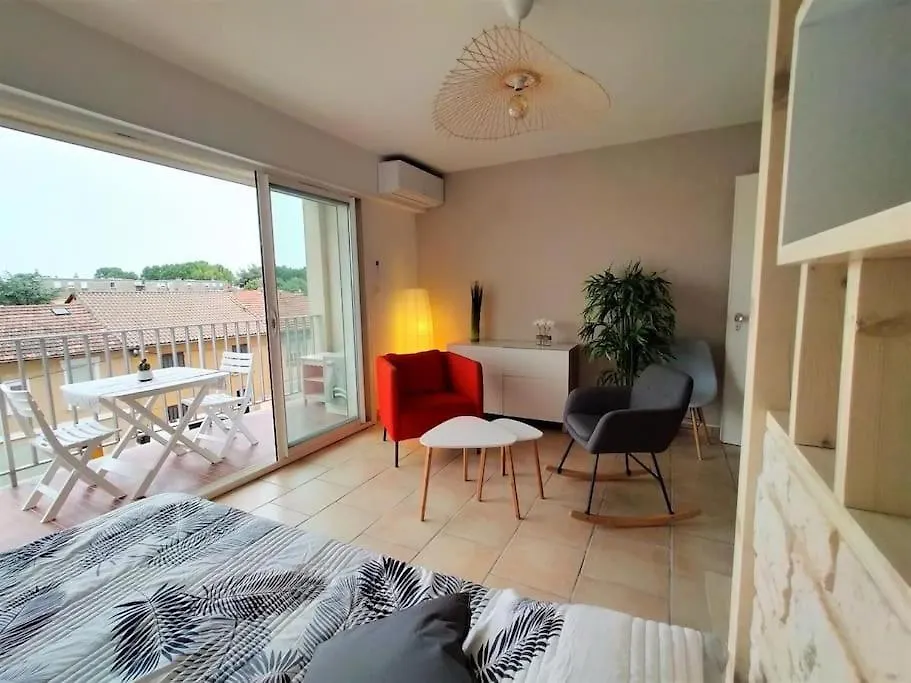Apartmán Studio Climatise Residence Le Galilee Avec Terrasse Proche Des Remparts Avignon